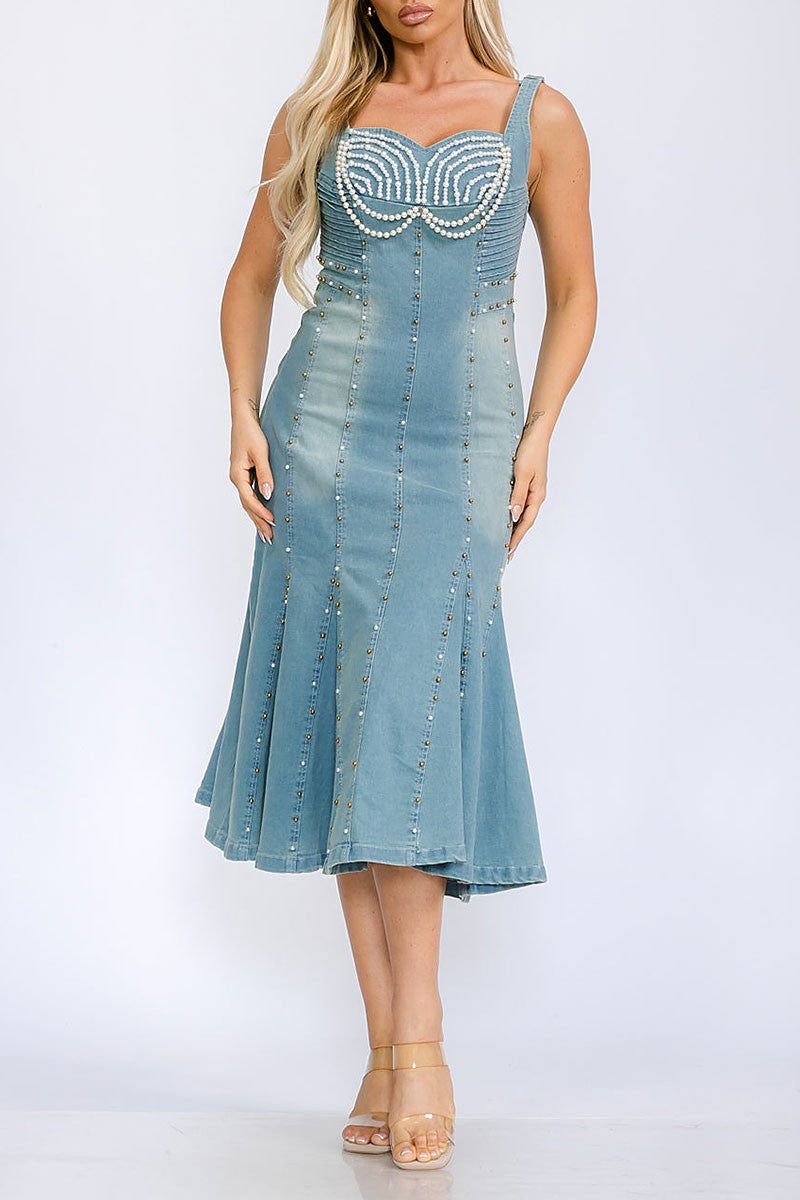 Pearl detailed fit &amp; flare denim washed midi dress (RVWT5813)