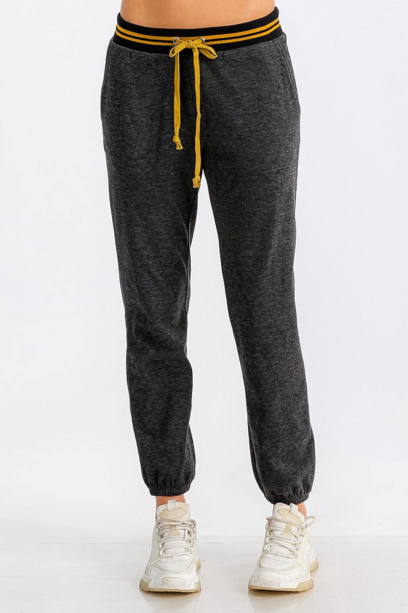 Elastic waist front pocket jogger sweatpants (RVWT6444)