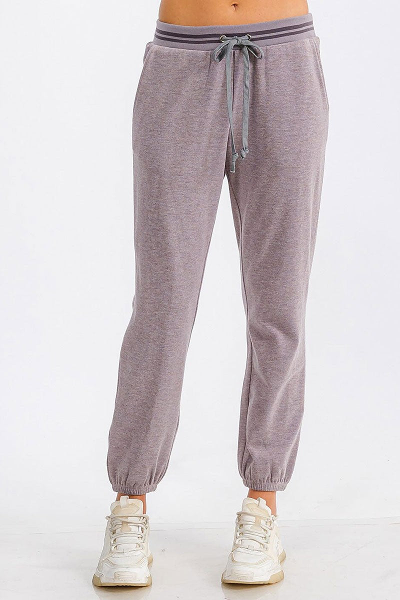 Elastic waist front pocket jogger sweatpants (RVWT6444)