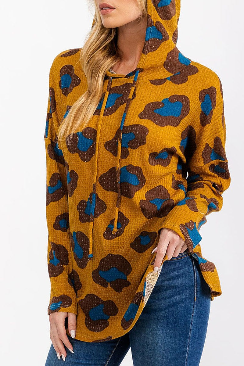 Long sleeve multi color animal print hooded top (RVWT6984)