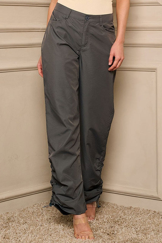 Button closure pockets side ruched pants (RVWT7576)