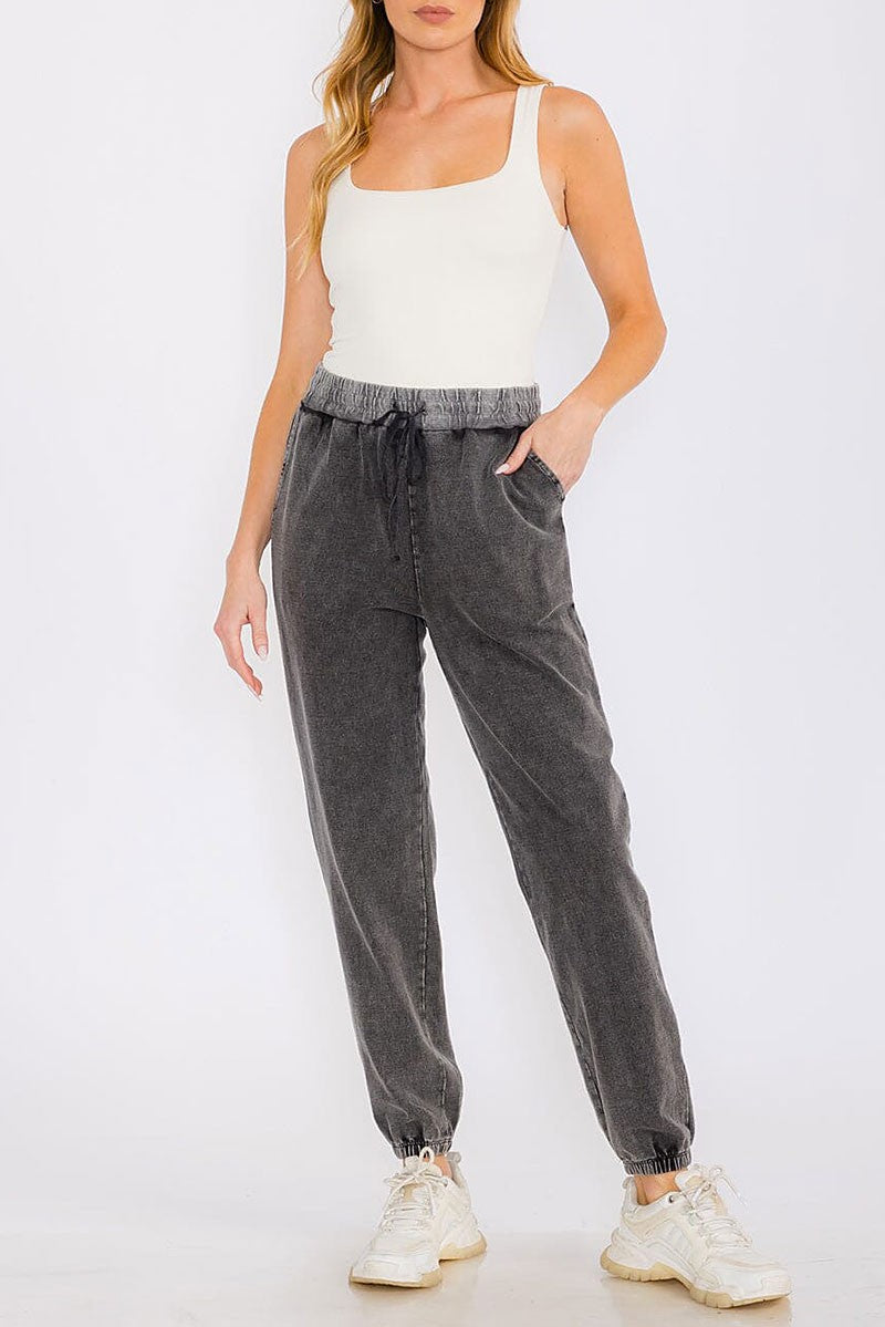 Elastic waist front pockets jogger pants (RVWT8497)