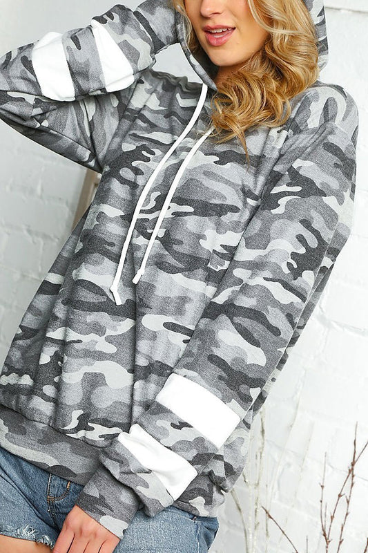 Stripe color block camo hoodie top (EDBM3430)