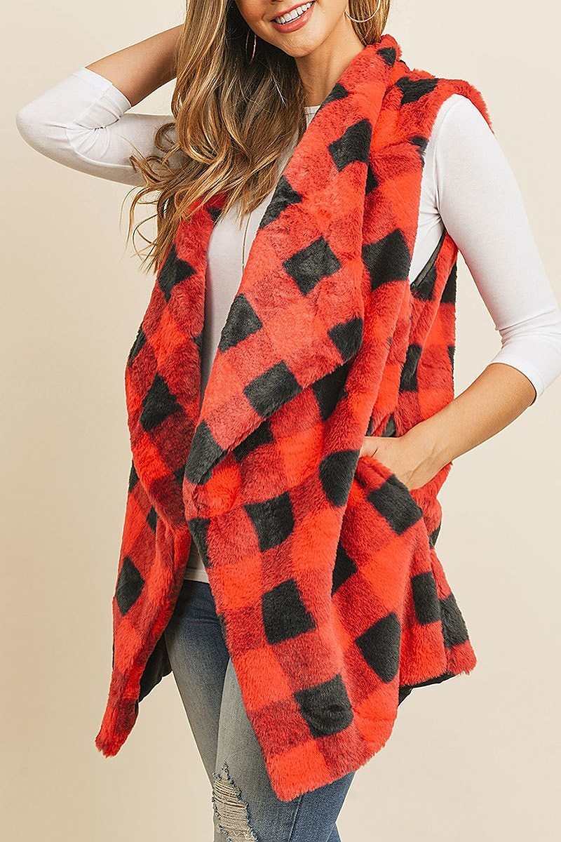 Faux fur buffalo plaid pocket vest (DGS4954)