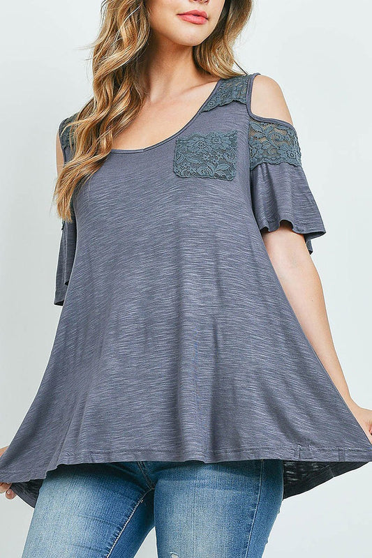 Lace contrast cutout shoulder loose fit top (ED9456)