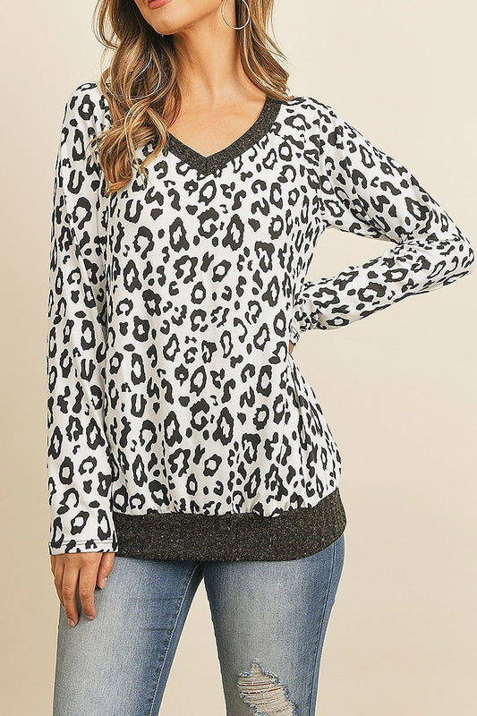 V neck animal print color top (ED8005)