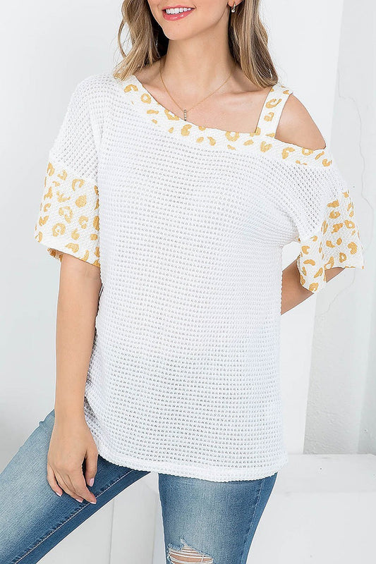 Animal off shoulder ruffle sleeve waffle top (EF4092)