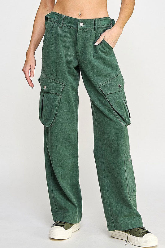 Button closure cargo pockets wide leg pants (EGWT2546)