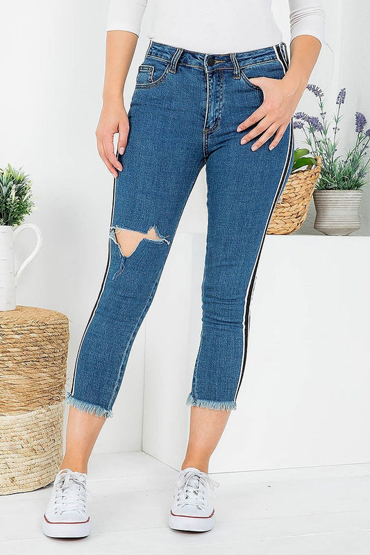 Distressed side contrast denim skinny pants (DGB3437)