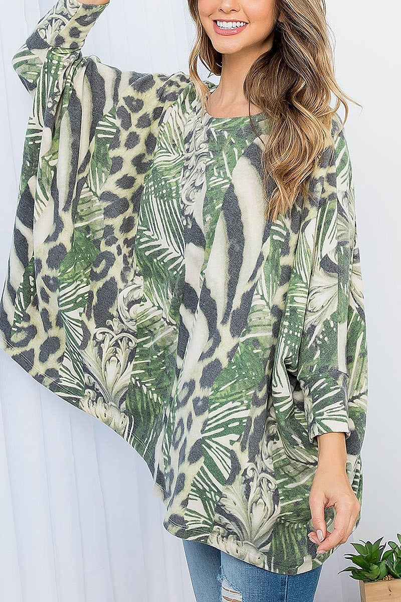 Round neck mix animal print loose fit top (EF2455)