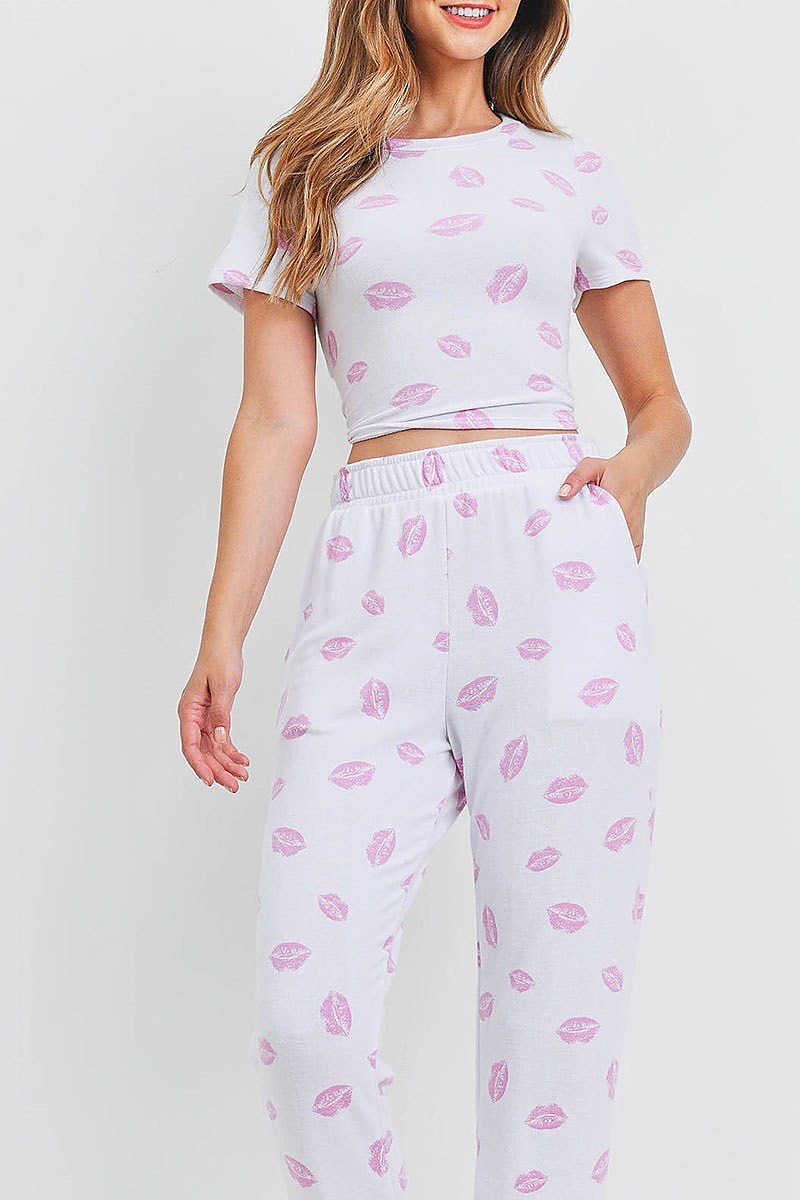 Lips print crop top and pants set (EF1190)