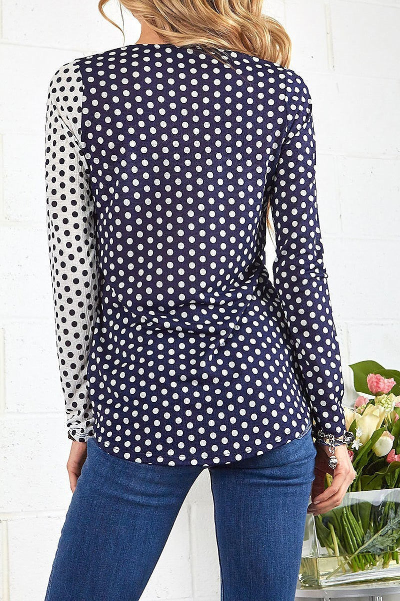 Two color polka dot top (EF4878)