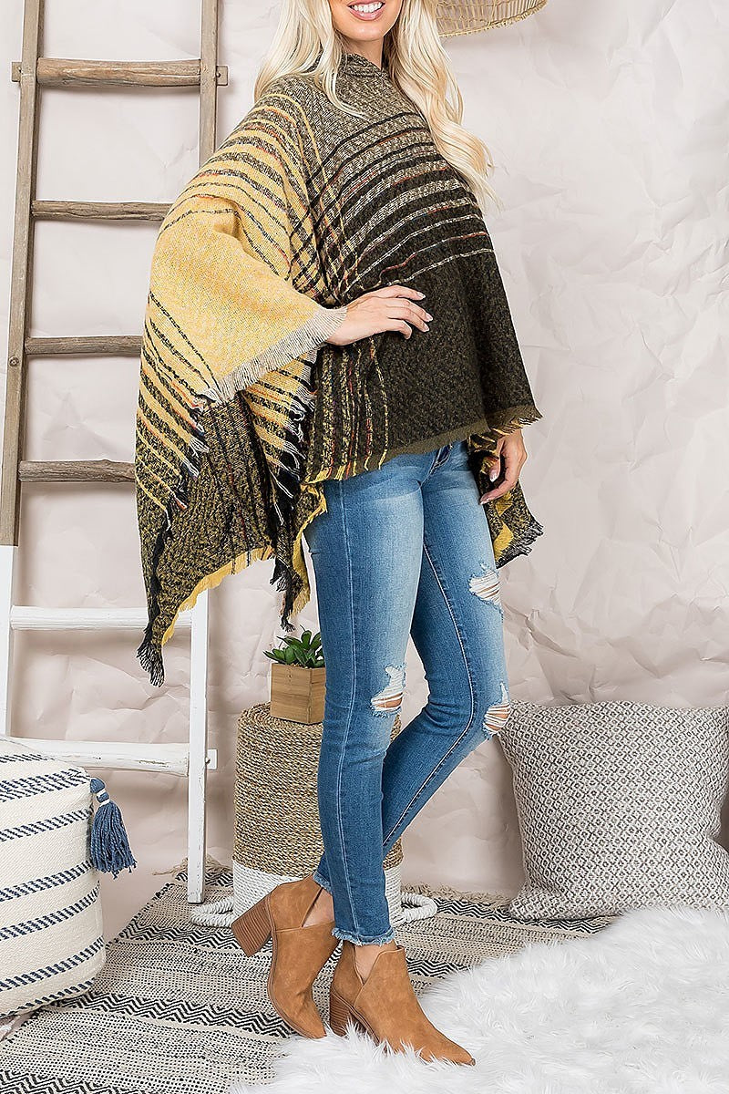 Two tone hooded poncho (DGS5468)