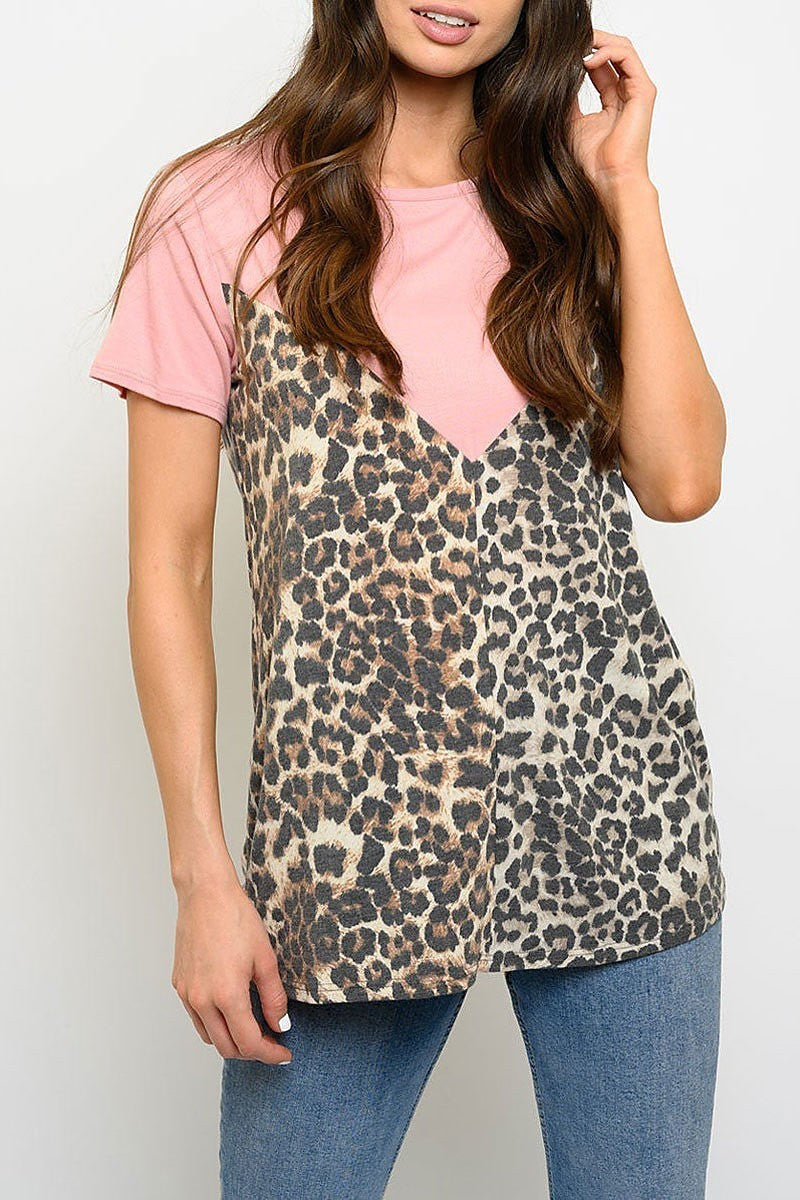 Short sleeve animal print chevron top (EDWT4394)