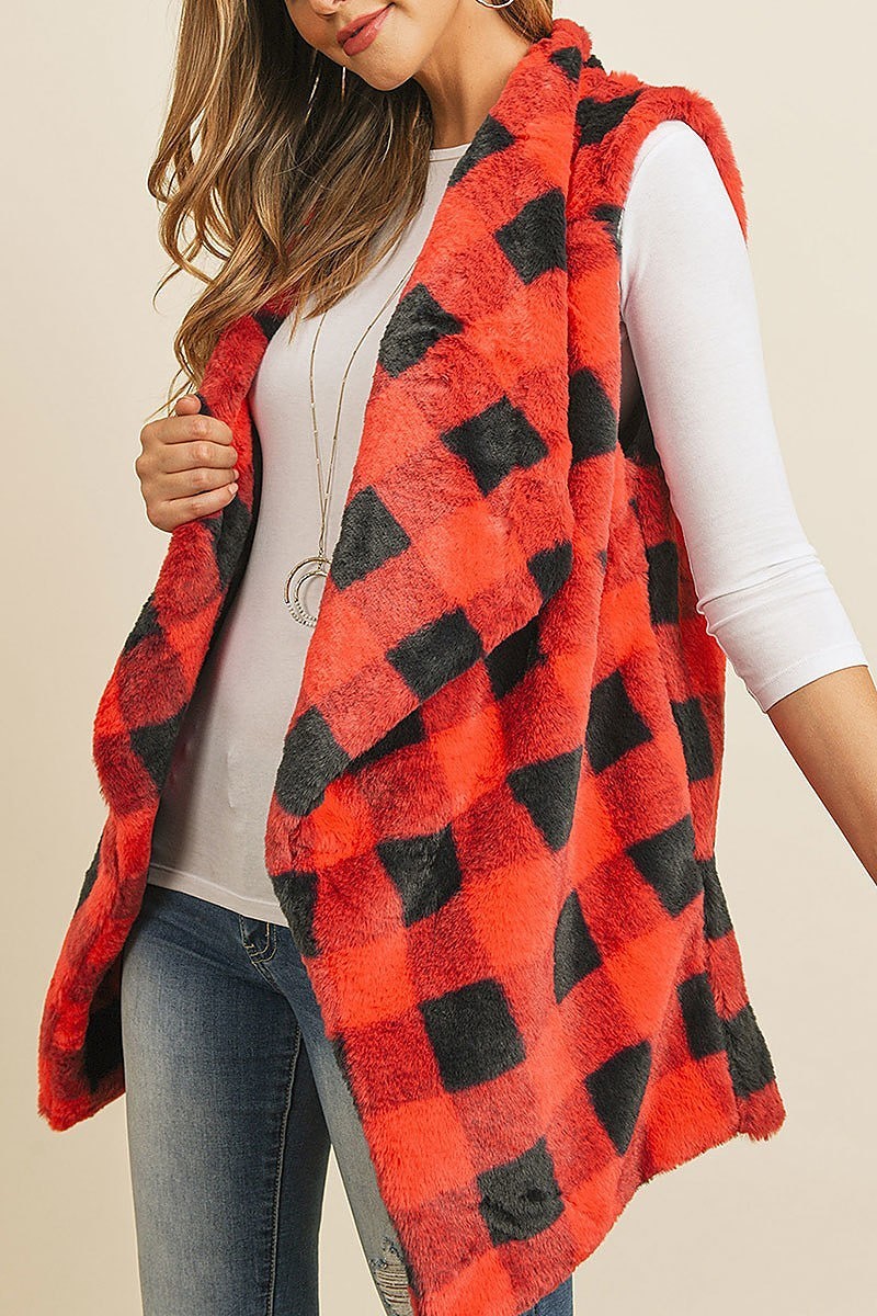 Faux fur buffalo plaid pocket vest (DGS4954)