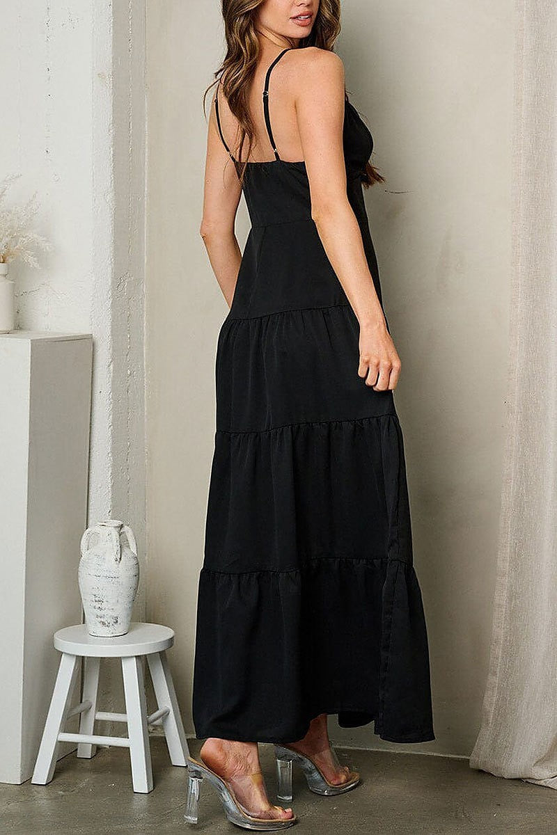 Sleeveless v-neck tiered maxi dress (EFWT2533)