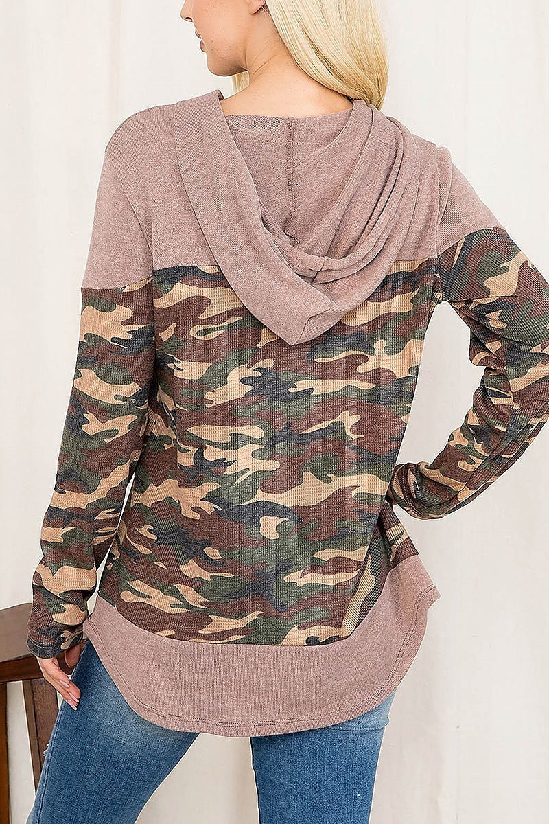 Camo color block hoodie top (EF2747)