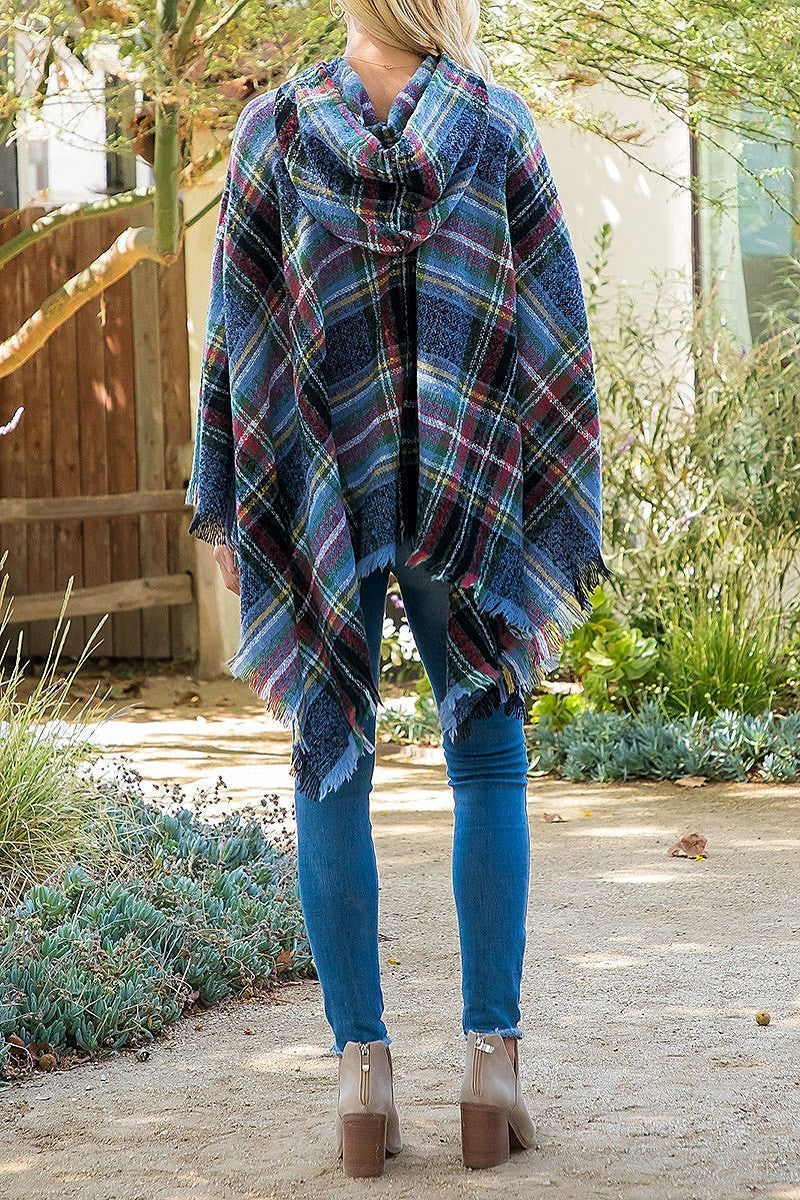 Warmer knitted plaid hooded poncho (DGS5852)