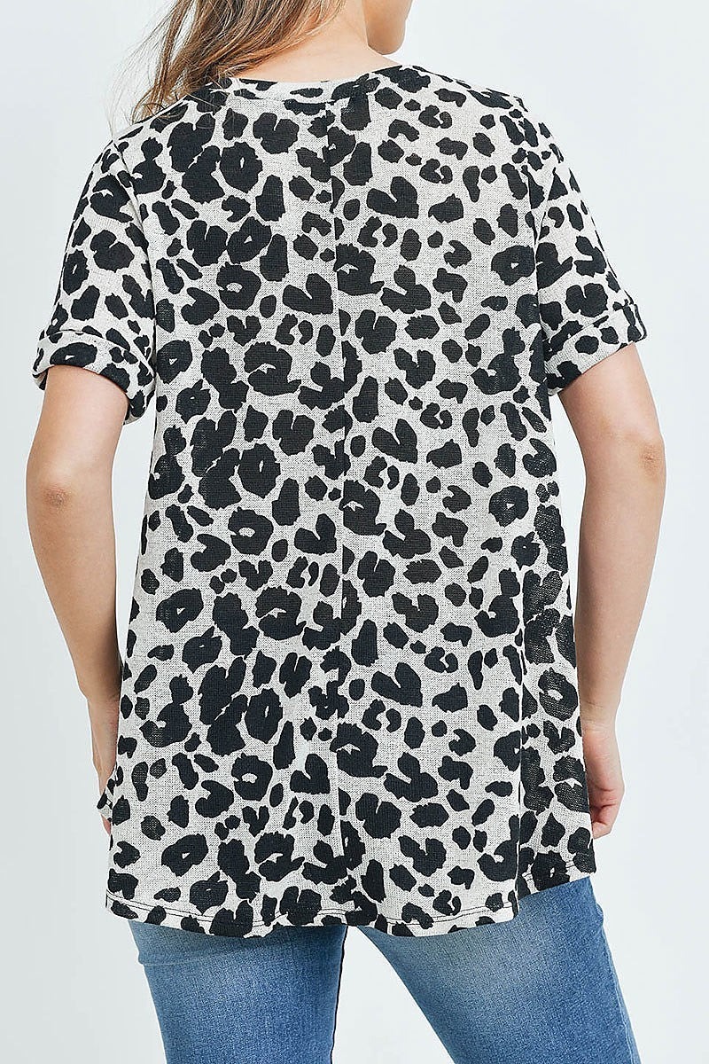 Short sleeves round hem leopard top (ED8677)