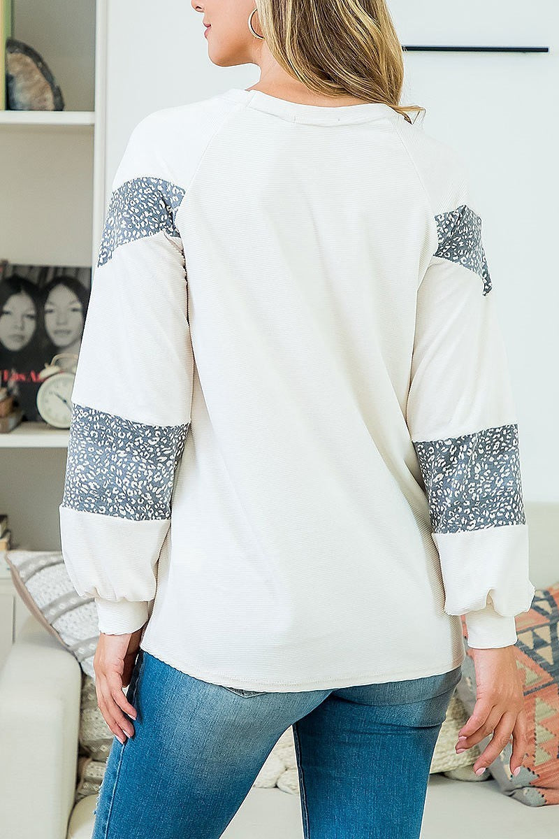 Chevron leopard contrast puff sleeve top (EF4759)