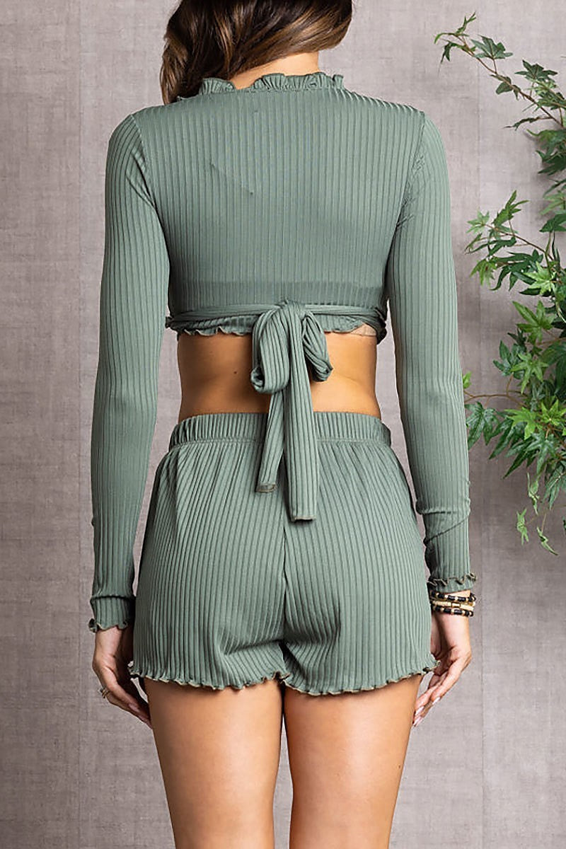 Ribbed knit long sleeves crop top and short set (EDSW3164)