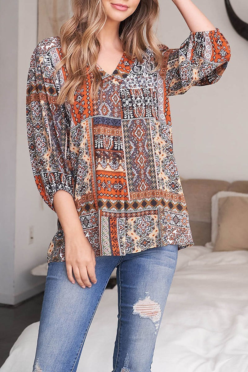 Quarter sleeve v neck front pleat printed top (EF2188)