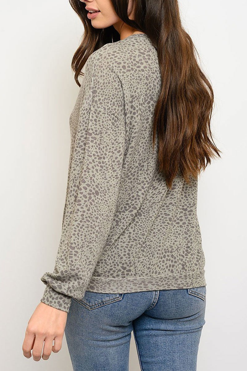 Long sleeve animal print top (EDWT3716)