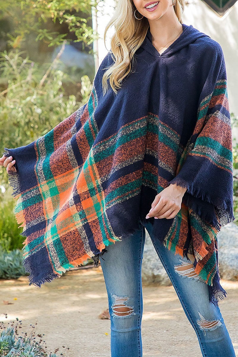 Warmer knitted border line hooded poncho (DGS5856)