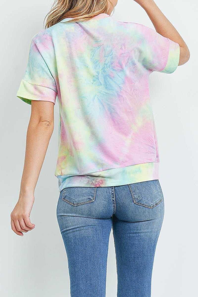 Cutout neckline tie dye banded hem top (ED9157)