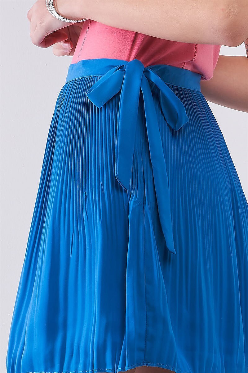 Pleated side tie mini skirt (TDG8281)