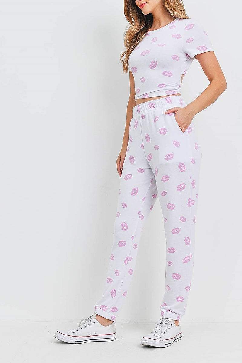 Lips print crop top and pants set (EF1190)