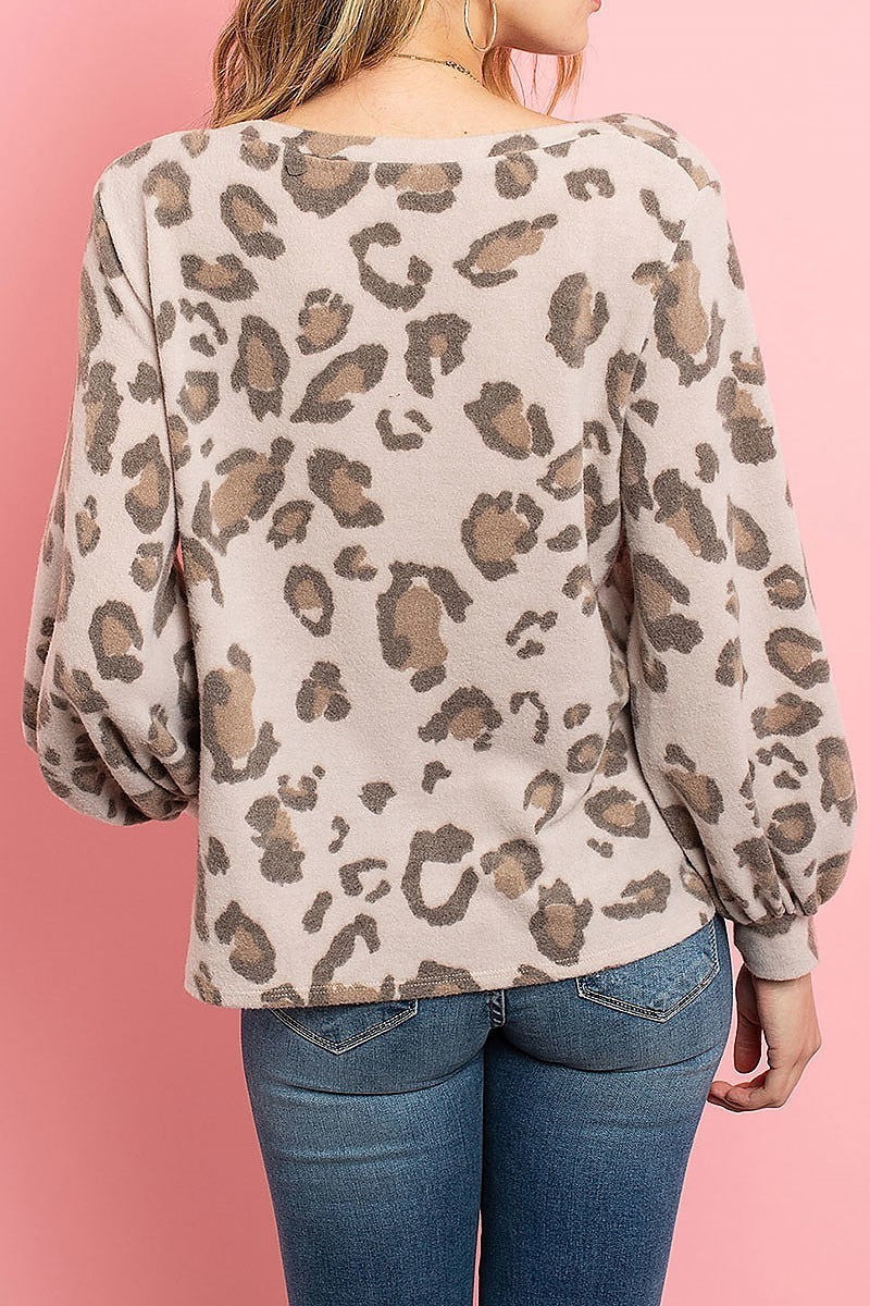 Leopard brushed hacci puff sleeved boat neck top (ED8167-1)