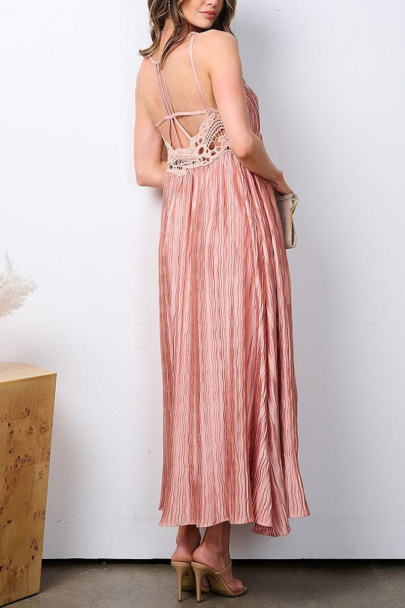 Sleeveless v-neck open back pleated maxi dress (EFWT7285)