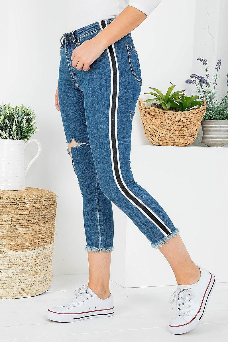 Distressed side contrast denim skinny pants (DGB3437)