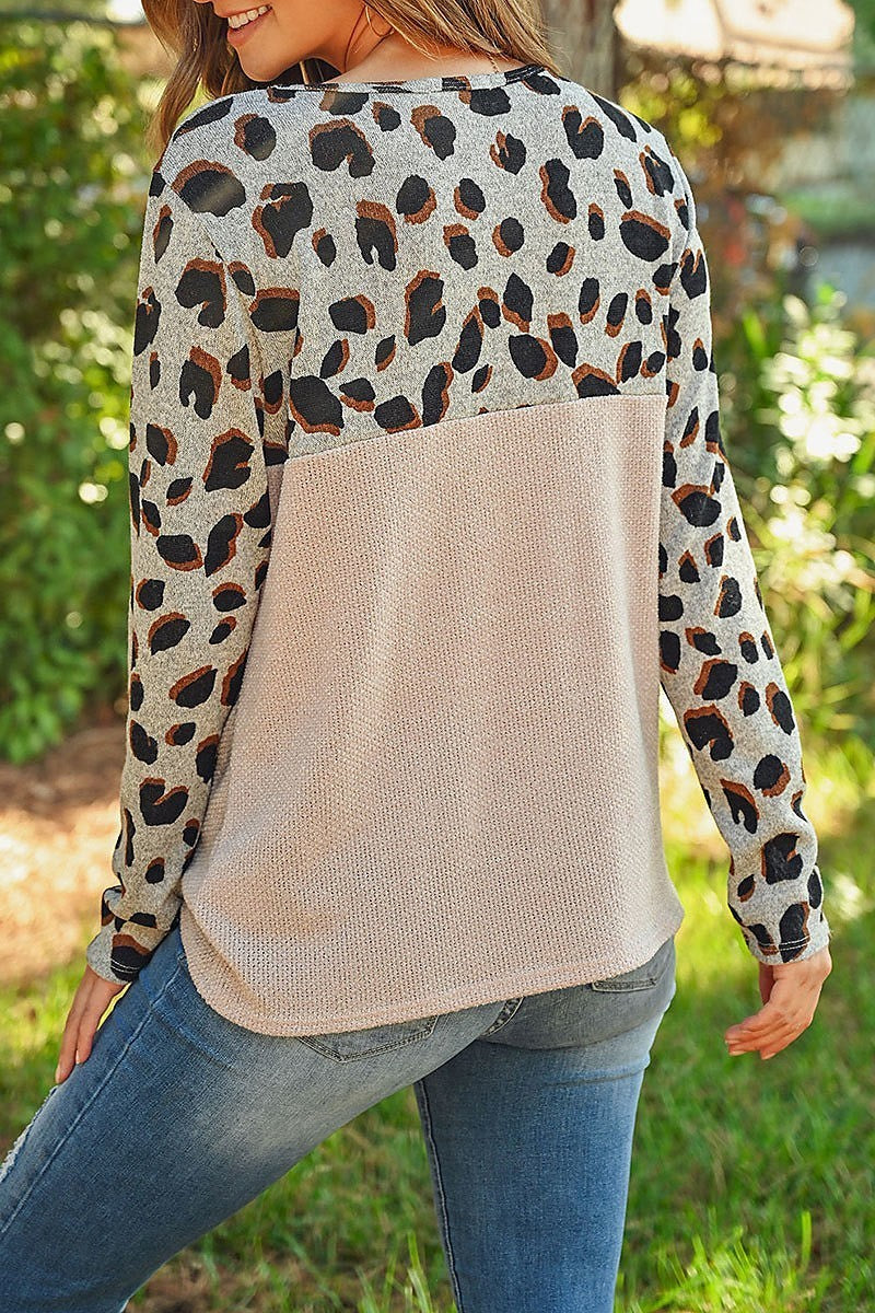 Animal print twist hem color block top (ED8040)