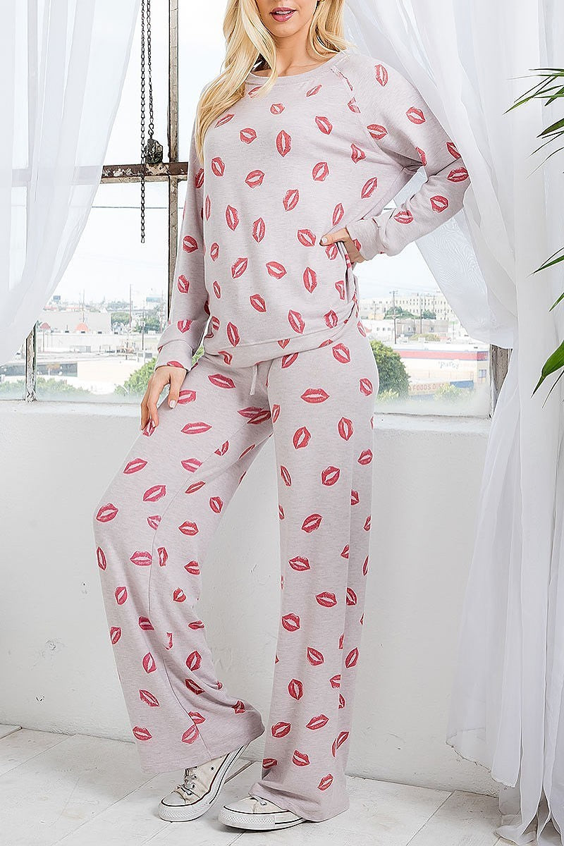 Kiss print cuffed long sleeve top and pants set (EF3159)