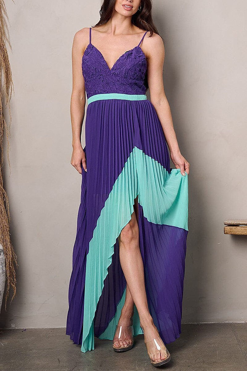 Sleeveless v-neck front slit pleated colorblock maxi dress (EFWT2278)