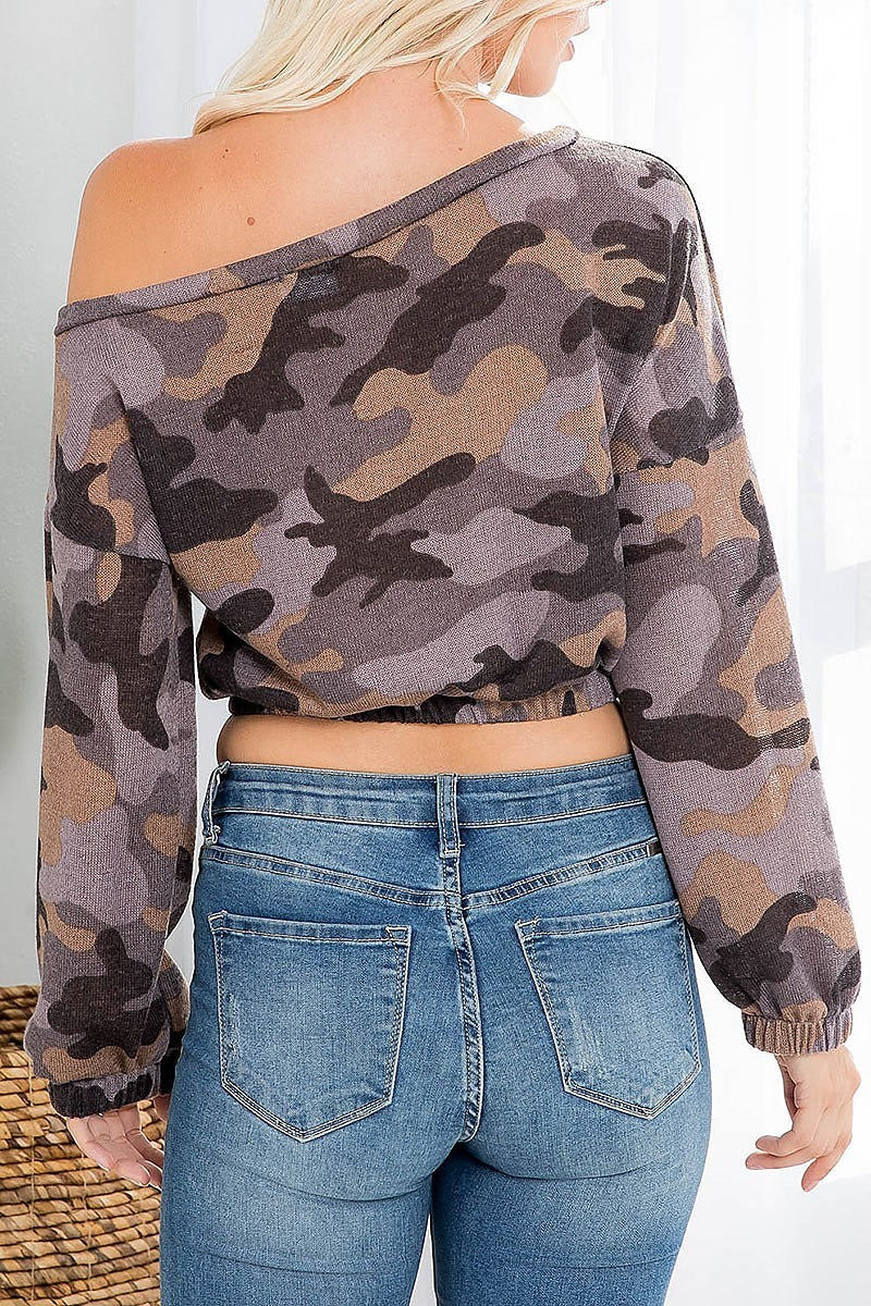 Off shoulder camo print crop top (EF2142)