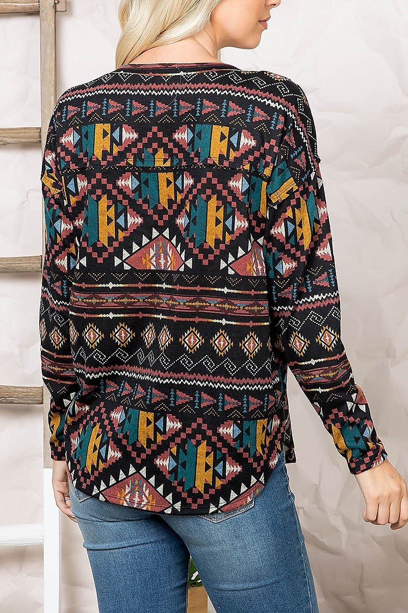 Boho print long sleeve dolhpin hem top (EF2413)