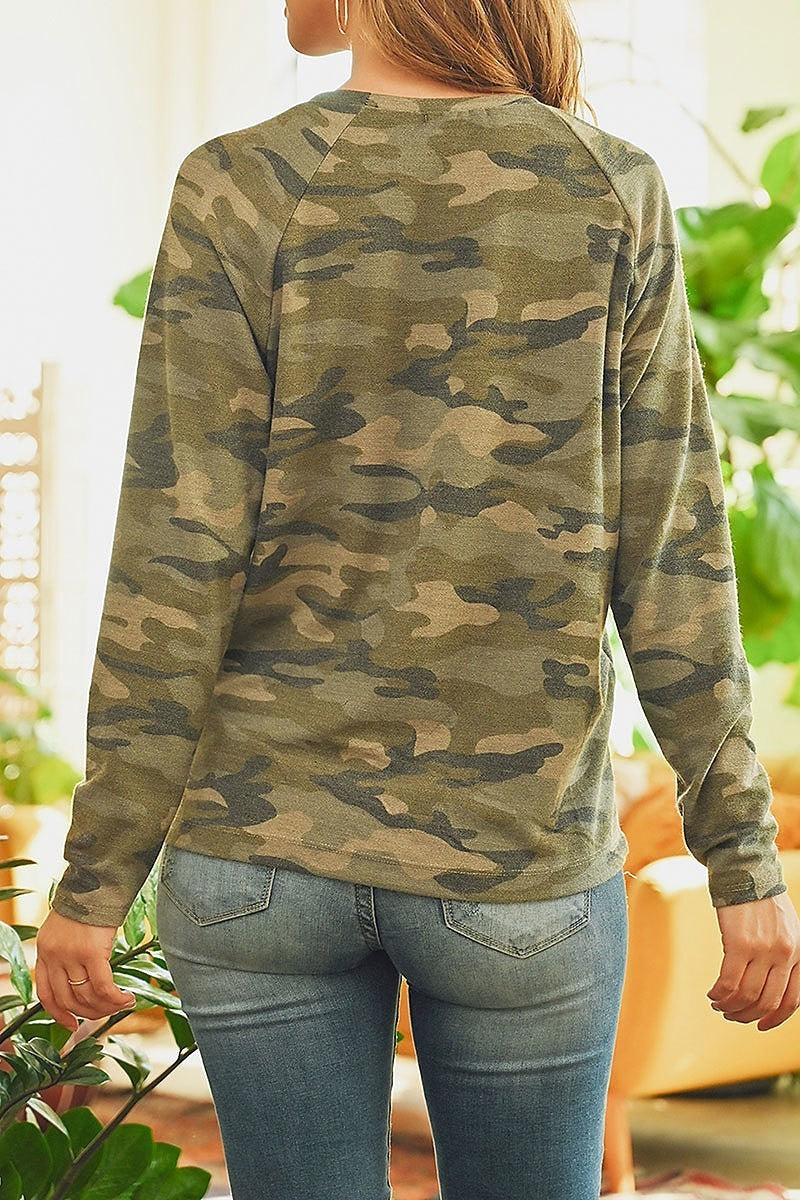 Crew neck camo print top (ED8511)