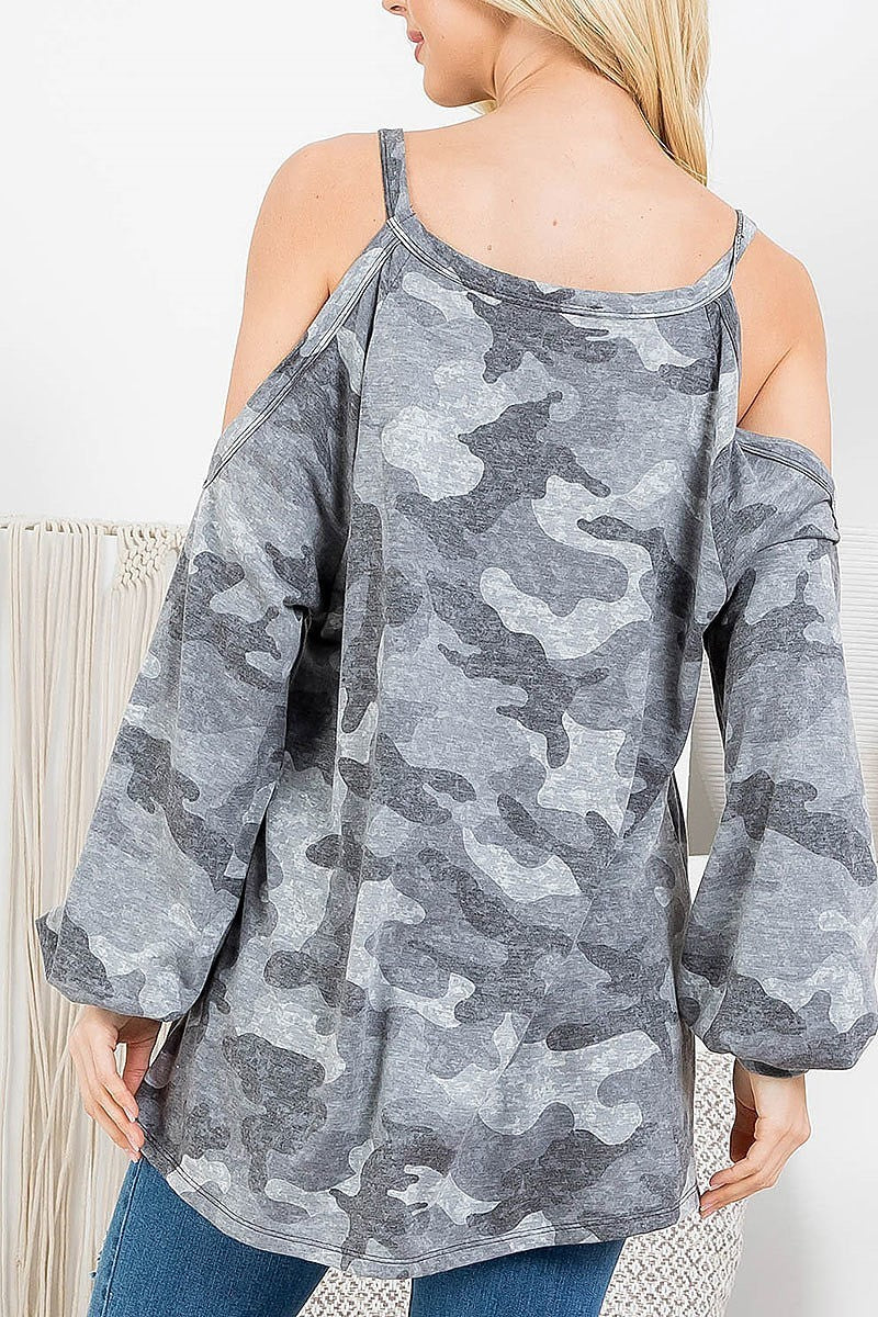 Off shoulder v neck camo print top (EF2841)