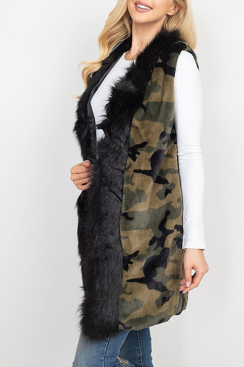 Camo faux fur trim vest lined (DGS5303)