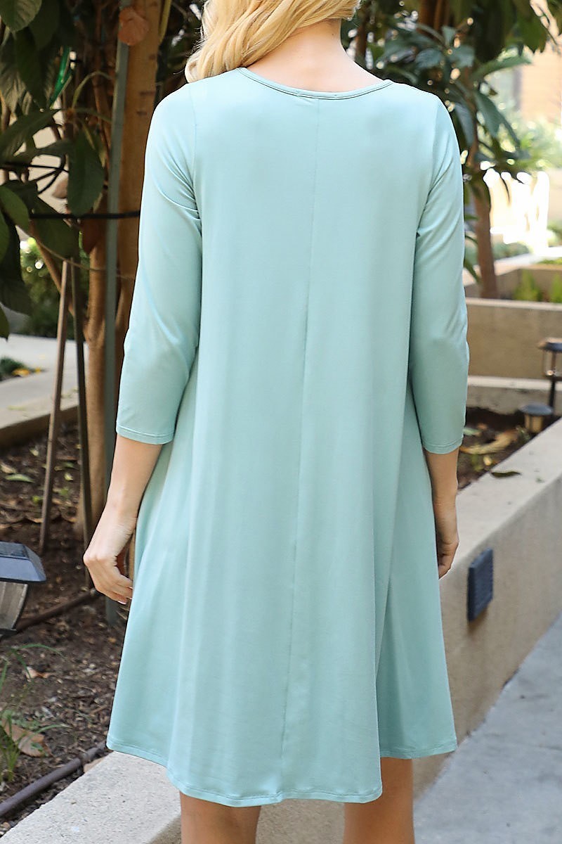 Solid quarter sleeve round neck dress (DED8892-1)