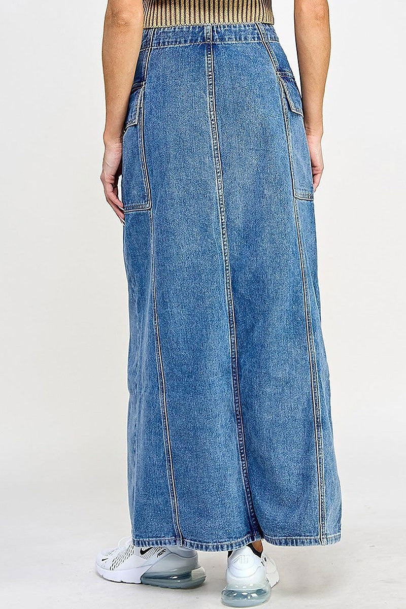 Button closure pockets front slit denim maxi skirt (EGWT2561)