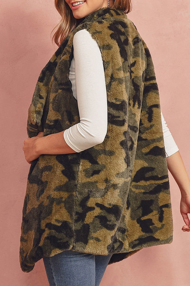 Faux fur camouflage pocket vest (DGS5075)