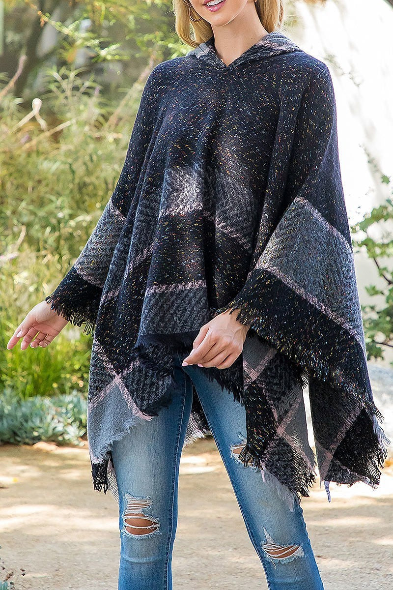 Warmer knitted border line hooded poncho (DGS5853)