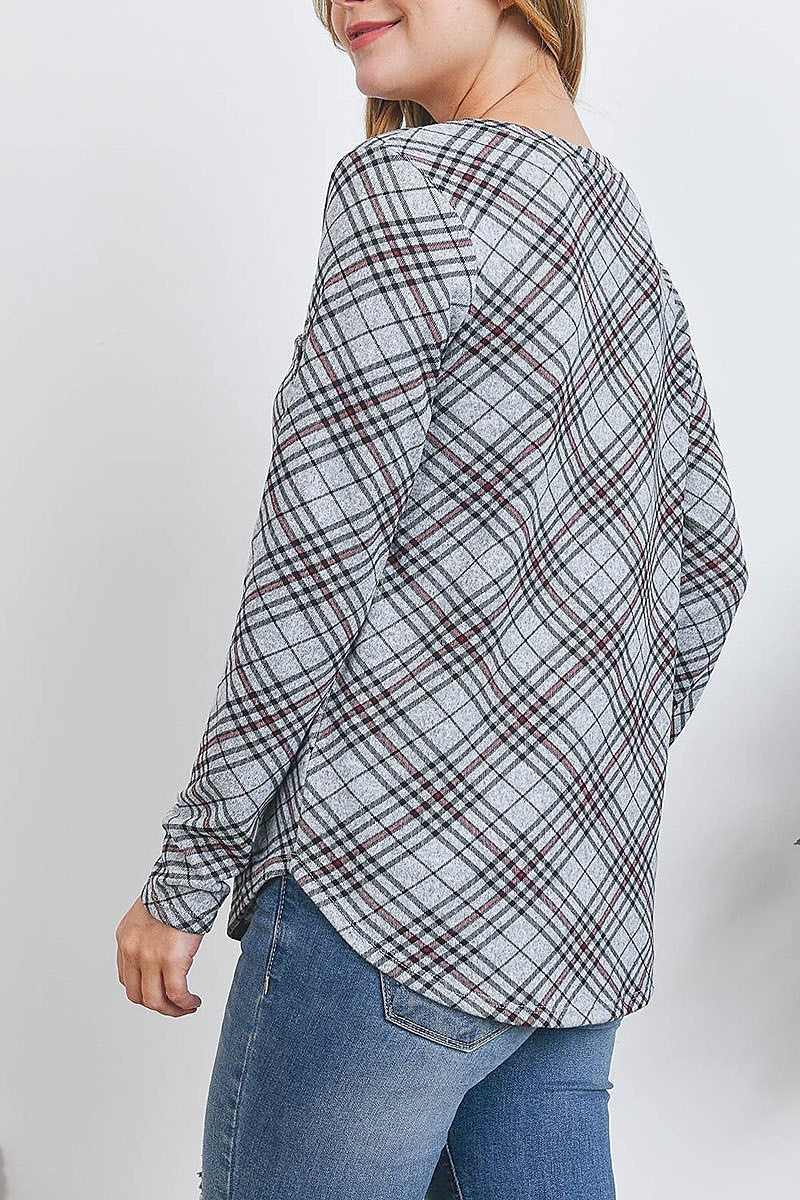 V neck long sleeve plaid pocket top (EF2465)