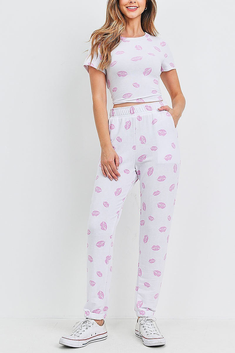 Lips print crop top and pants set (EF1190)