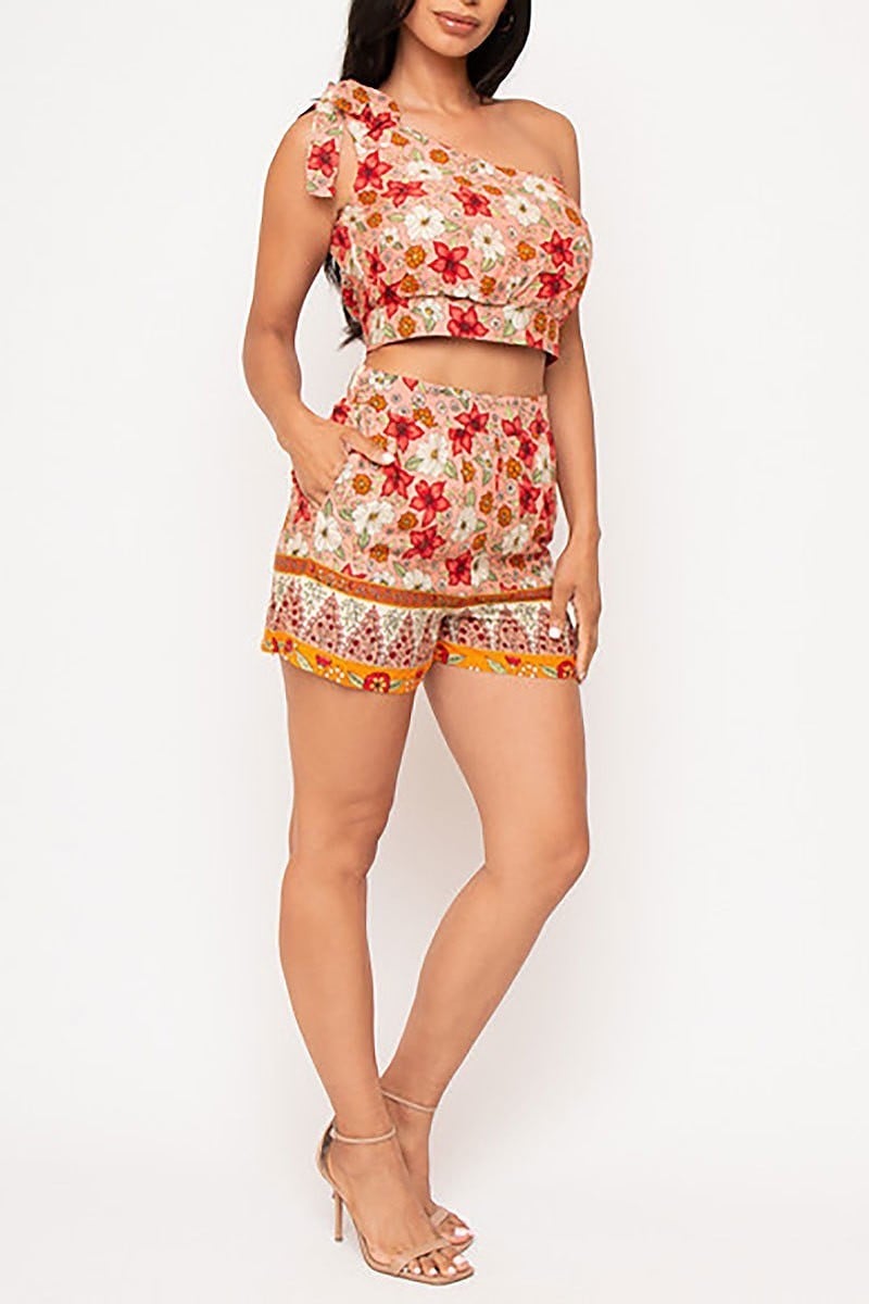 Floral print one shoulder crop top and shorts set (EDVC2467)