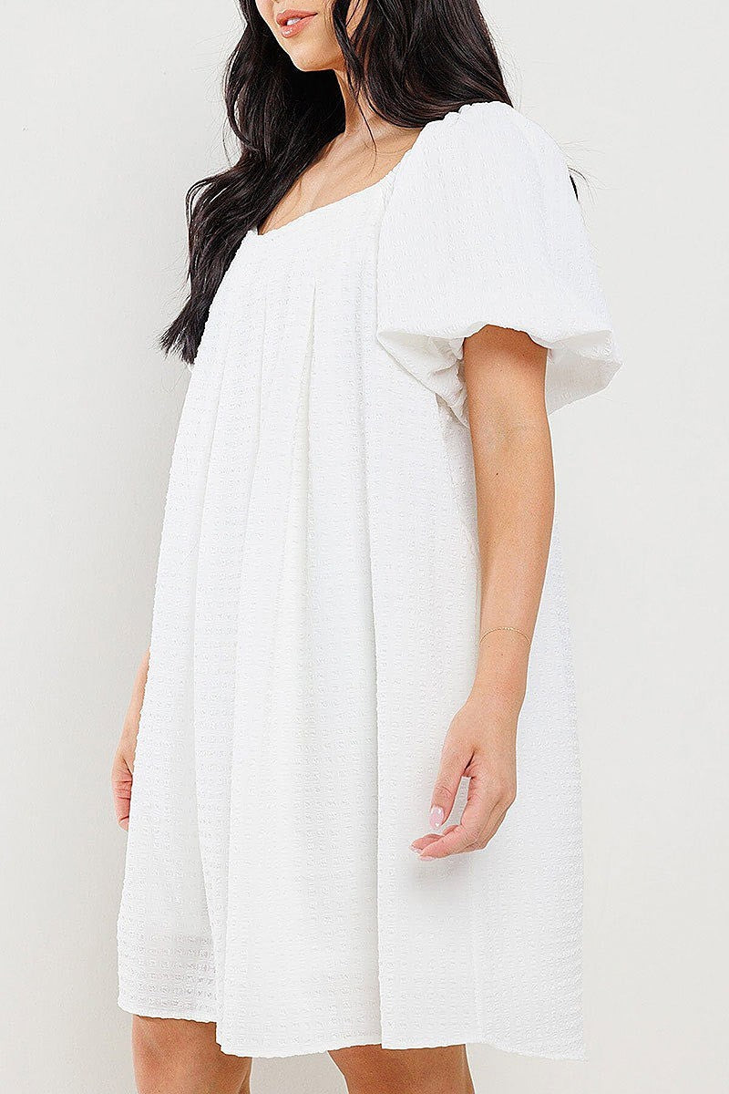 Short puff sleeves detailed pockets tunic dress (EGWT1414)